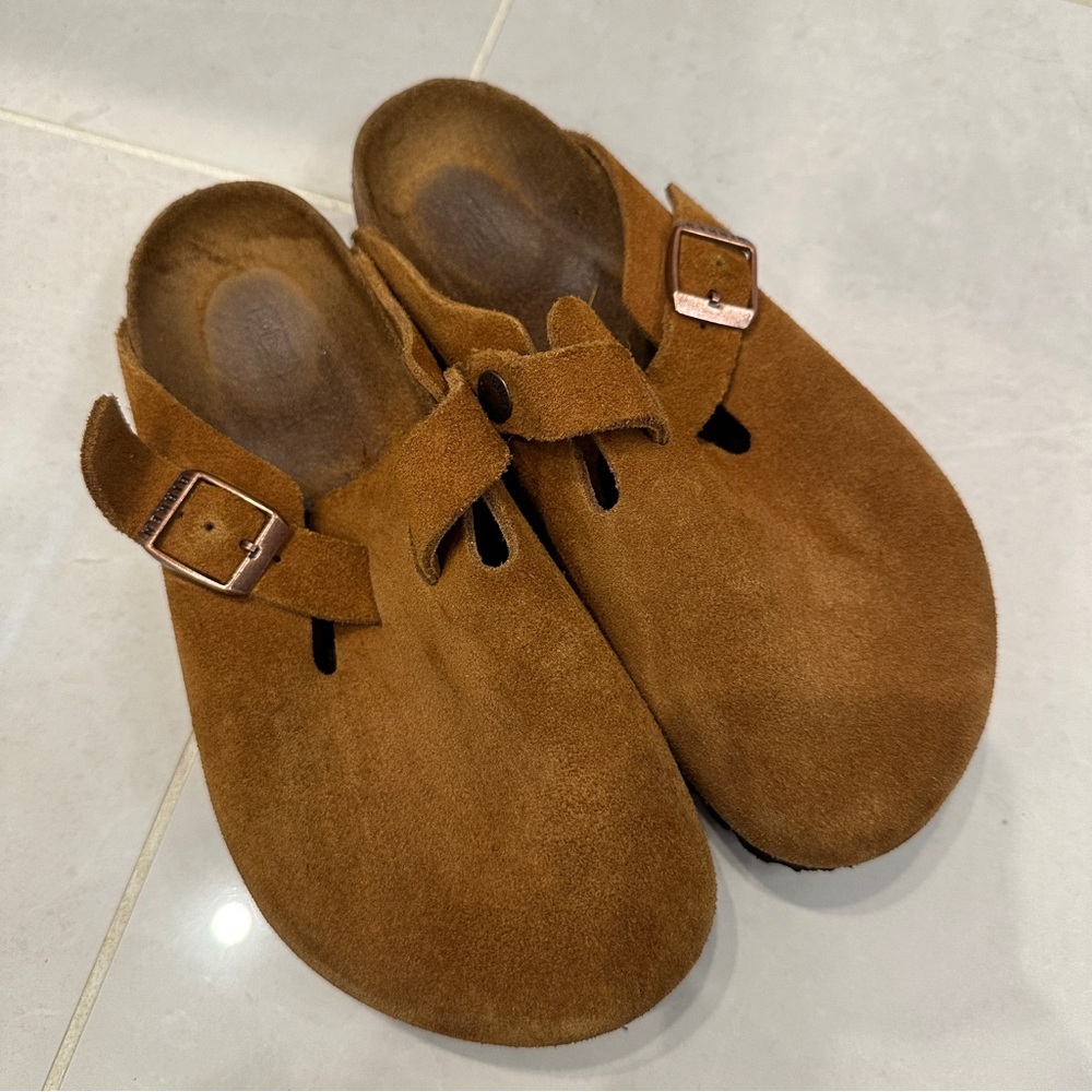 Birkenstock Boston Clog in Mink suede - Picture 3 of 9